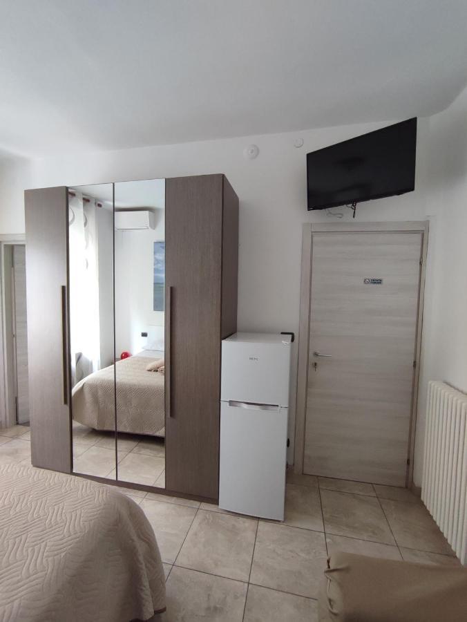 Easy Stay Verona Rooms Exterior foto